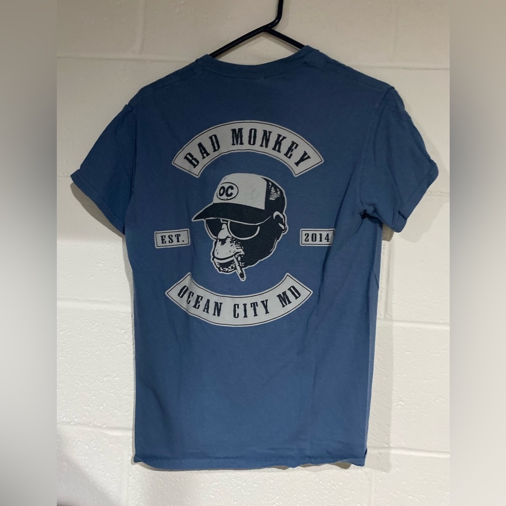 Graphic beach tee blue small